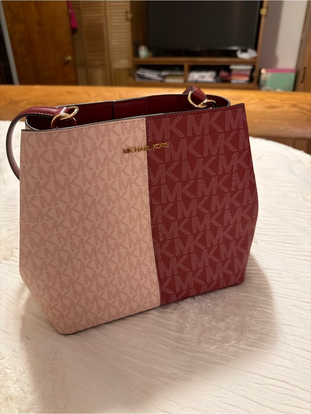 NWOT: Michael Kors Two-Tone Pink & Burgundy Signature Shoulder Bag